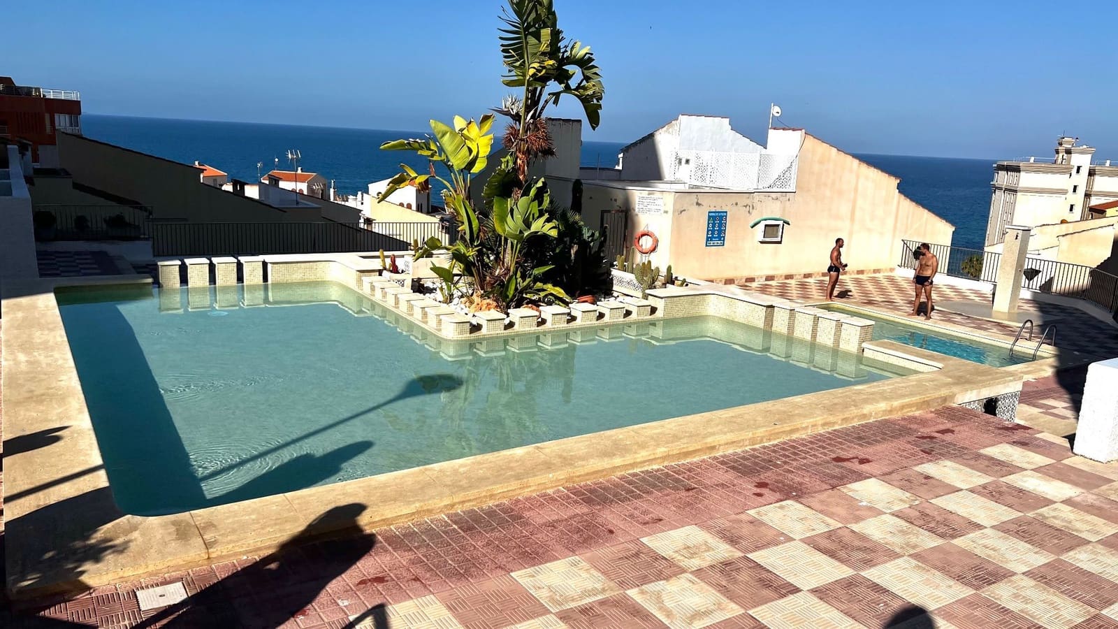 3 soverom Hus til leie i Arenales del Sol med svømmebasseng garasje - € 750 (Ref: 8372537)