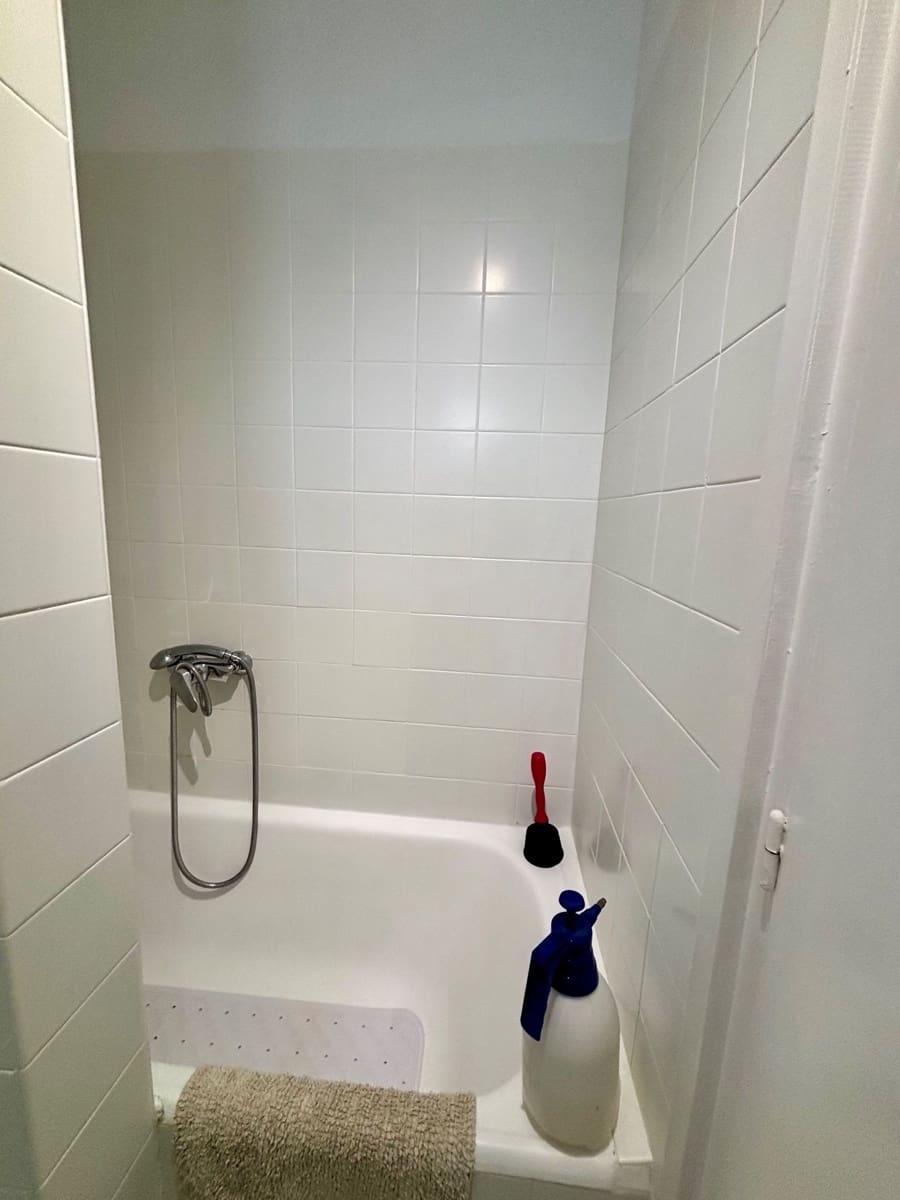 Appartement de 2 chambres à louer à Torrevieja avec garage - 900 € (Ref: 8441556)