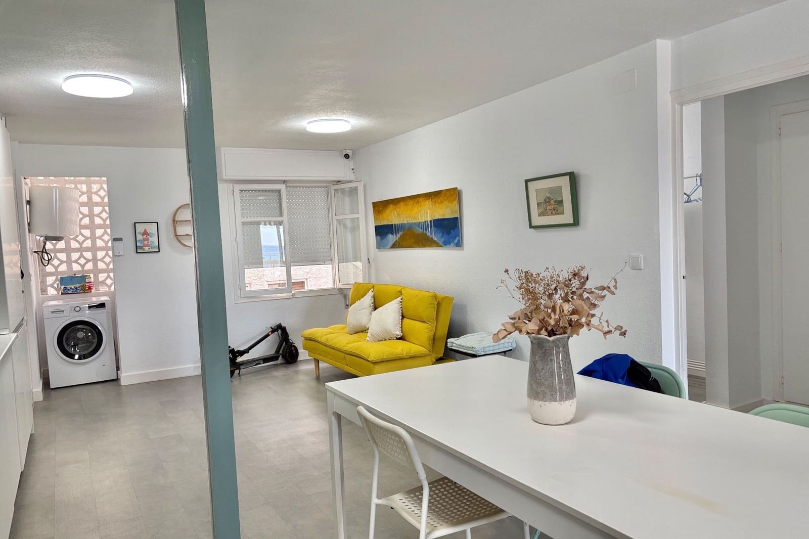 Appartement de 2 chambres à louer à Torrevieja avec garage - 900 € (Ref: 8441556)