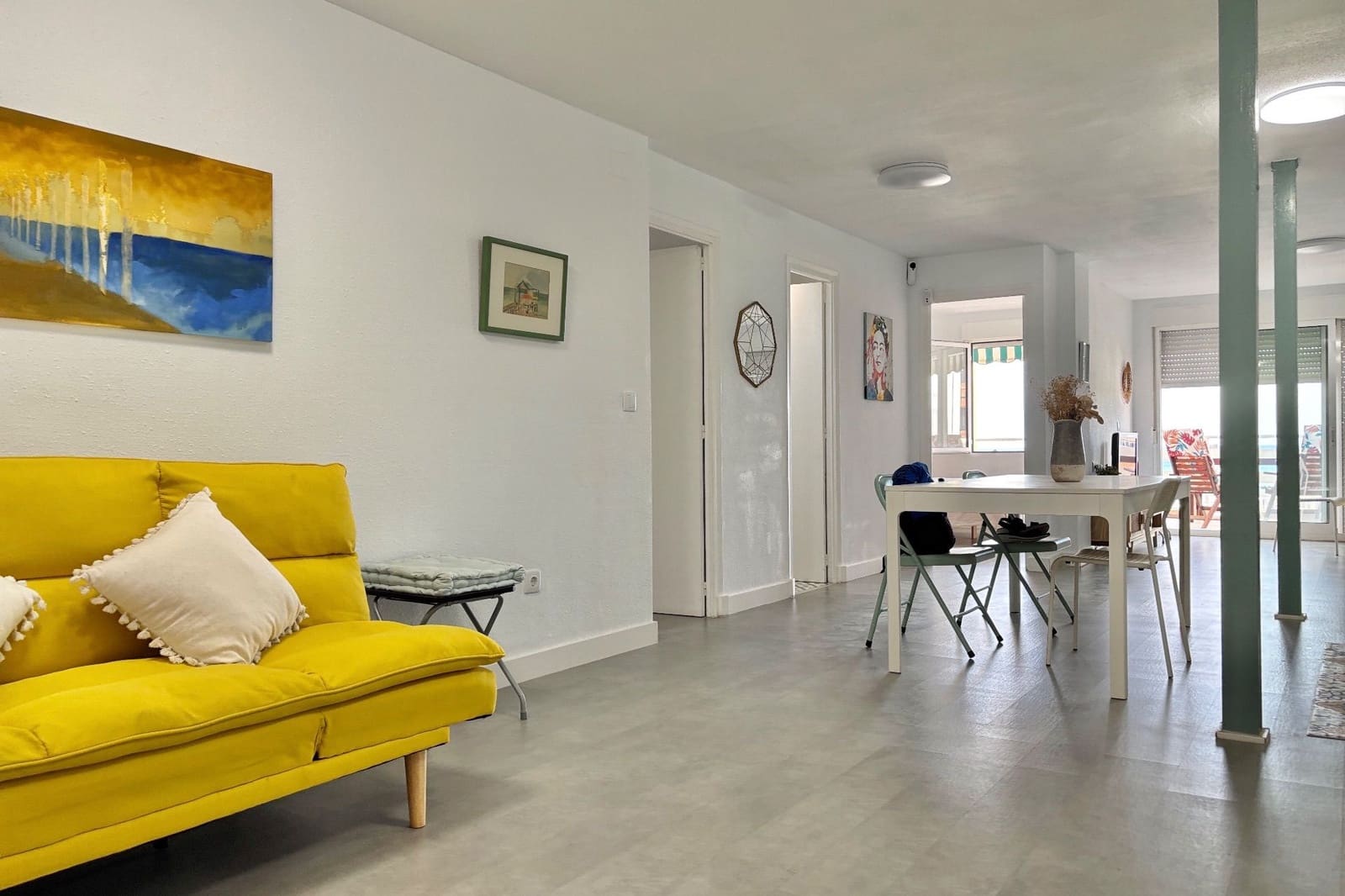 Appartement de 2 chambres à louer à Torrevieja avec garage - 900 € (Ref: 8441556)