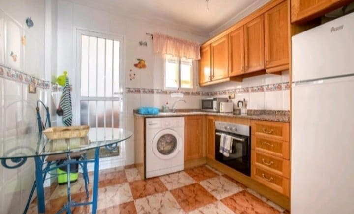 2 quarto Apartamento para arrendar em Orihuela Costa com piscina garagem - 700 € (Ref: 8448064)