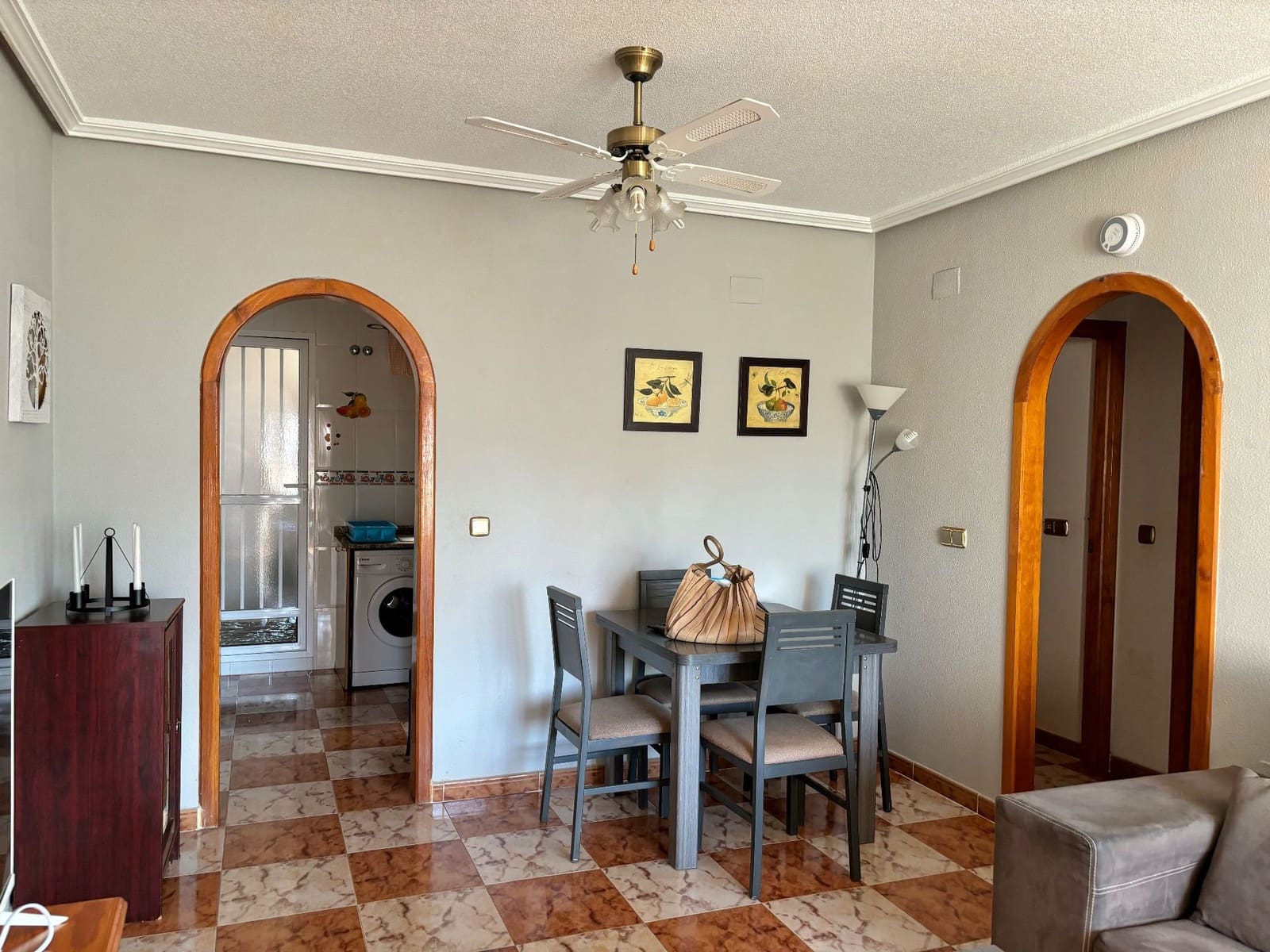 2 quarto Apartamento para arrendar em Orihuela Costa com piscina garagem - 700 € (Ref: 8448064)