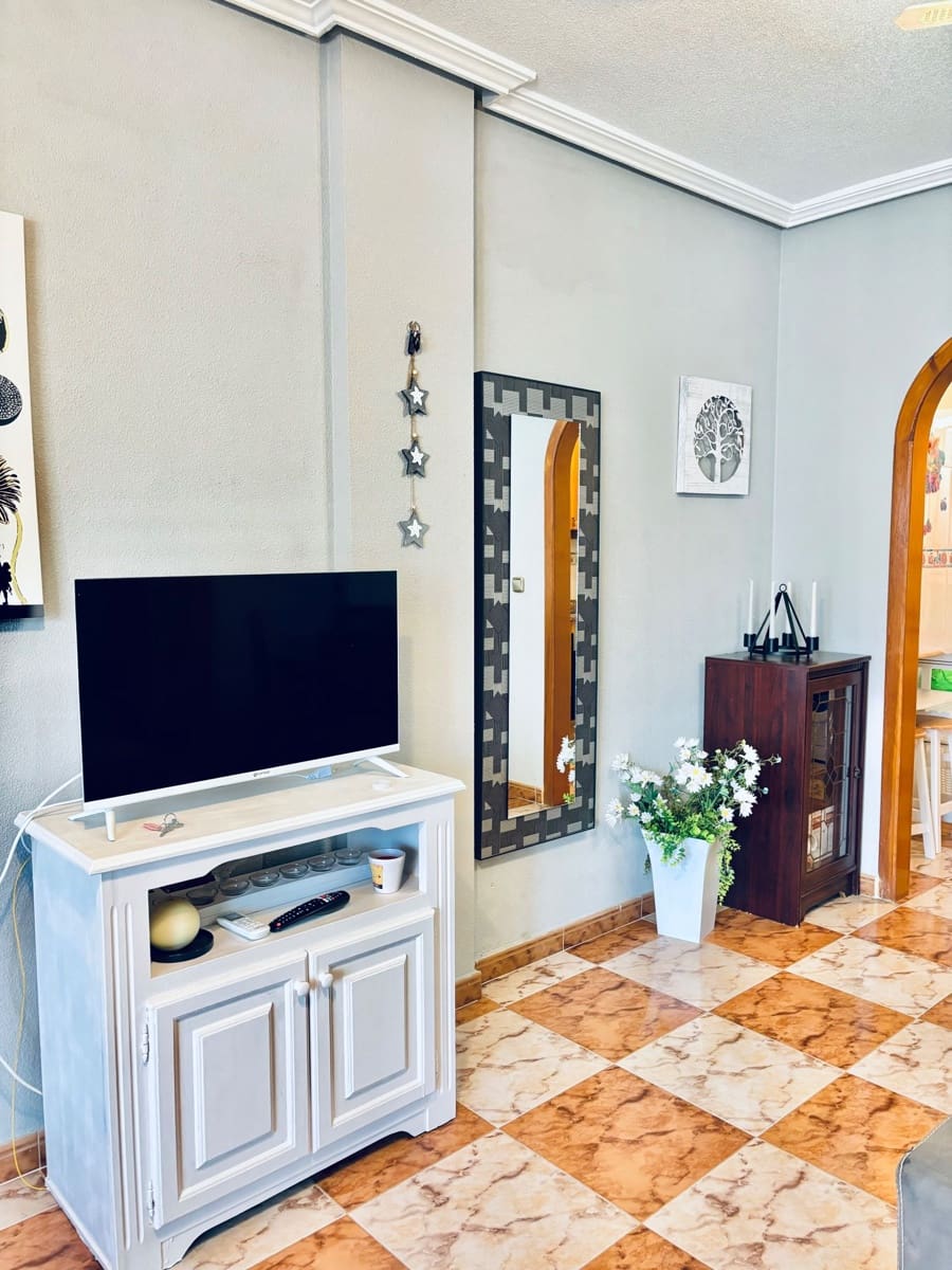 2 quarto Apartamento para arrendar em Orihuela Costa com piscina garagem - 700 € (Ref: 8448064)