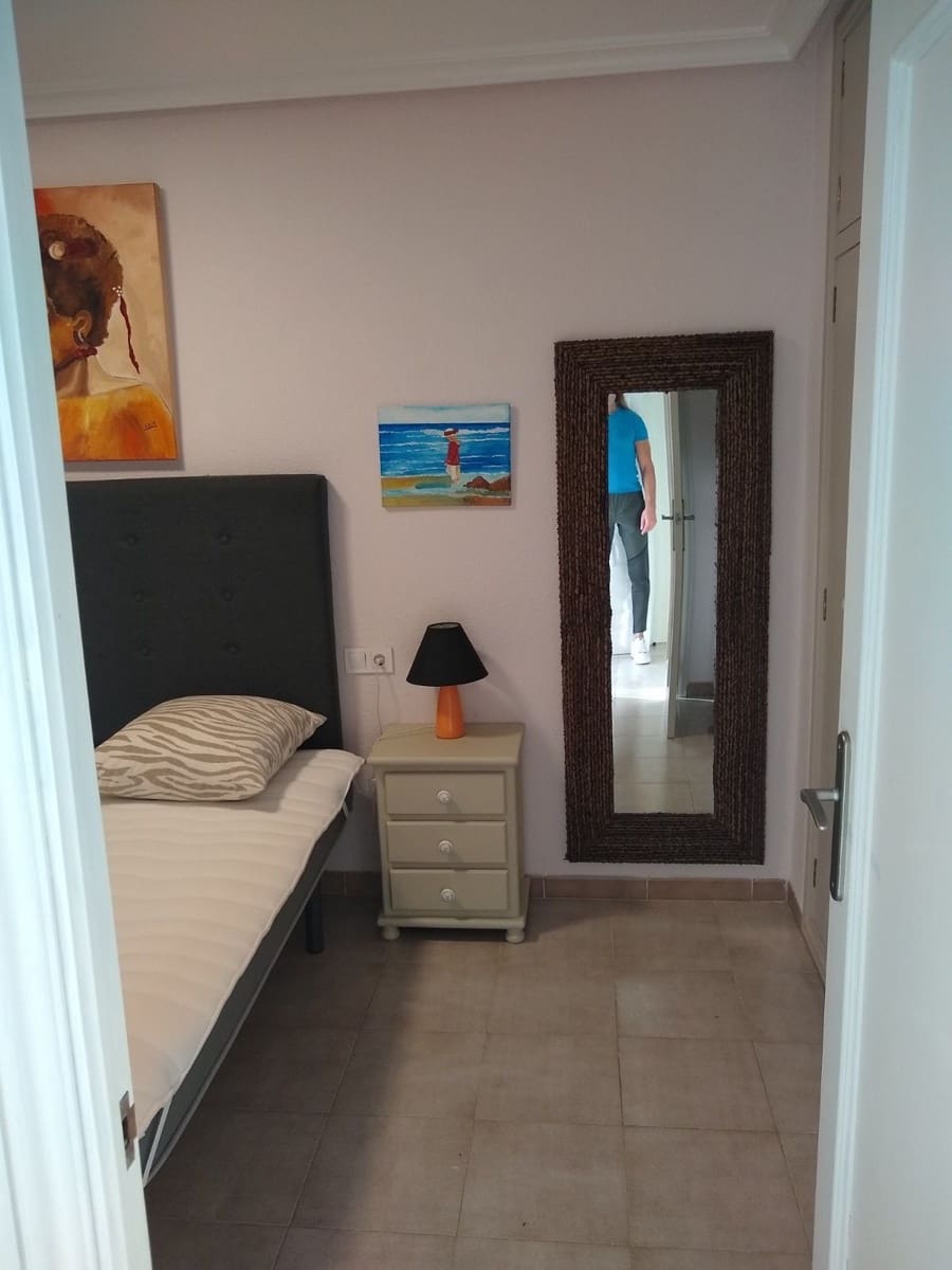 1 soveværelse Lejlighed til leje i Arenales del Sol med swimmingpool garage - € 600 (Ref: 8504007)