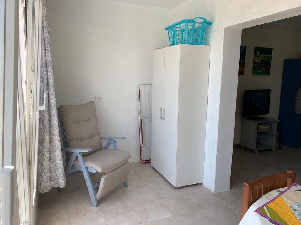 1 soveværelse Lejlighed til leje i Arenales del Sol med swimmingpool garage - € 600 (Ref: 8504007)