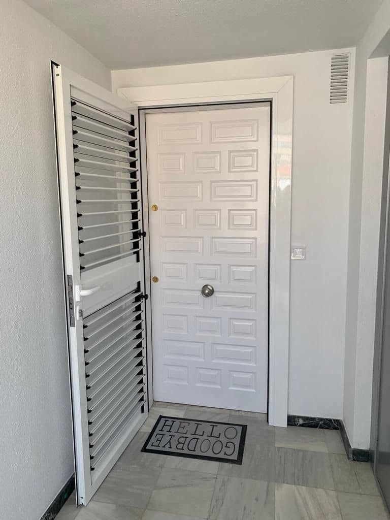 1 soveværelse Lejlighed til leje i Arenales del Sol med swimmingpool garage - € 600 (Ref: 8504007)