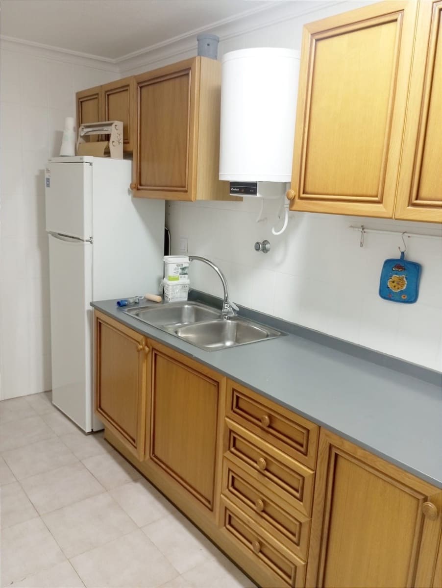 1 soveværelse Lejlighed til leje i Arenales del Sol med swimmingpool garage - € 600 (Ref: 8504007)