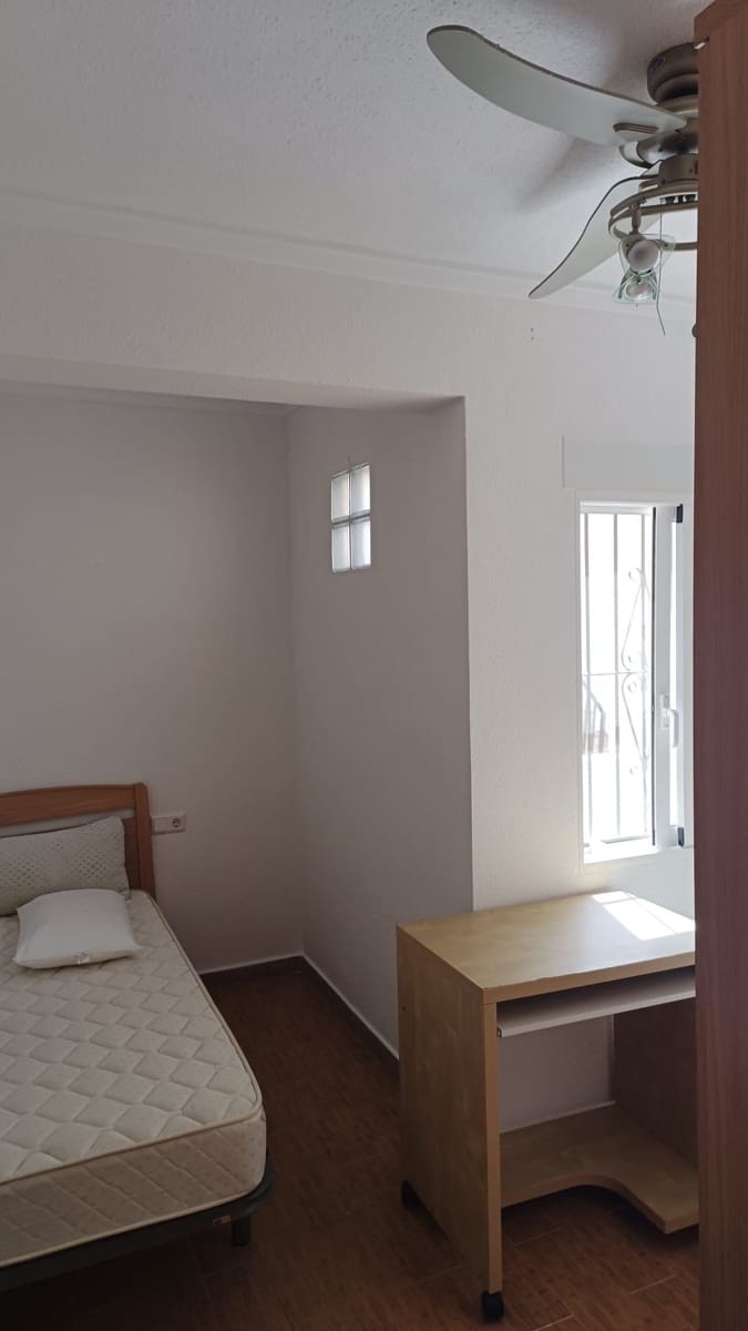 3 bedroom Villa for sale in Orihuela Costa with pool garage - € 160,000 (Ref: 8561142)