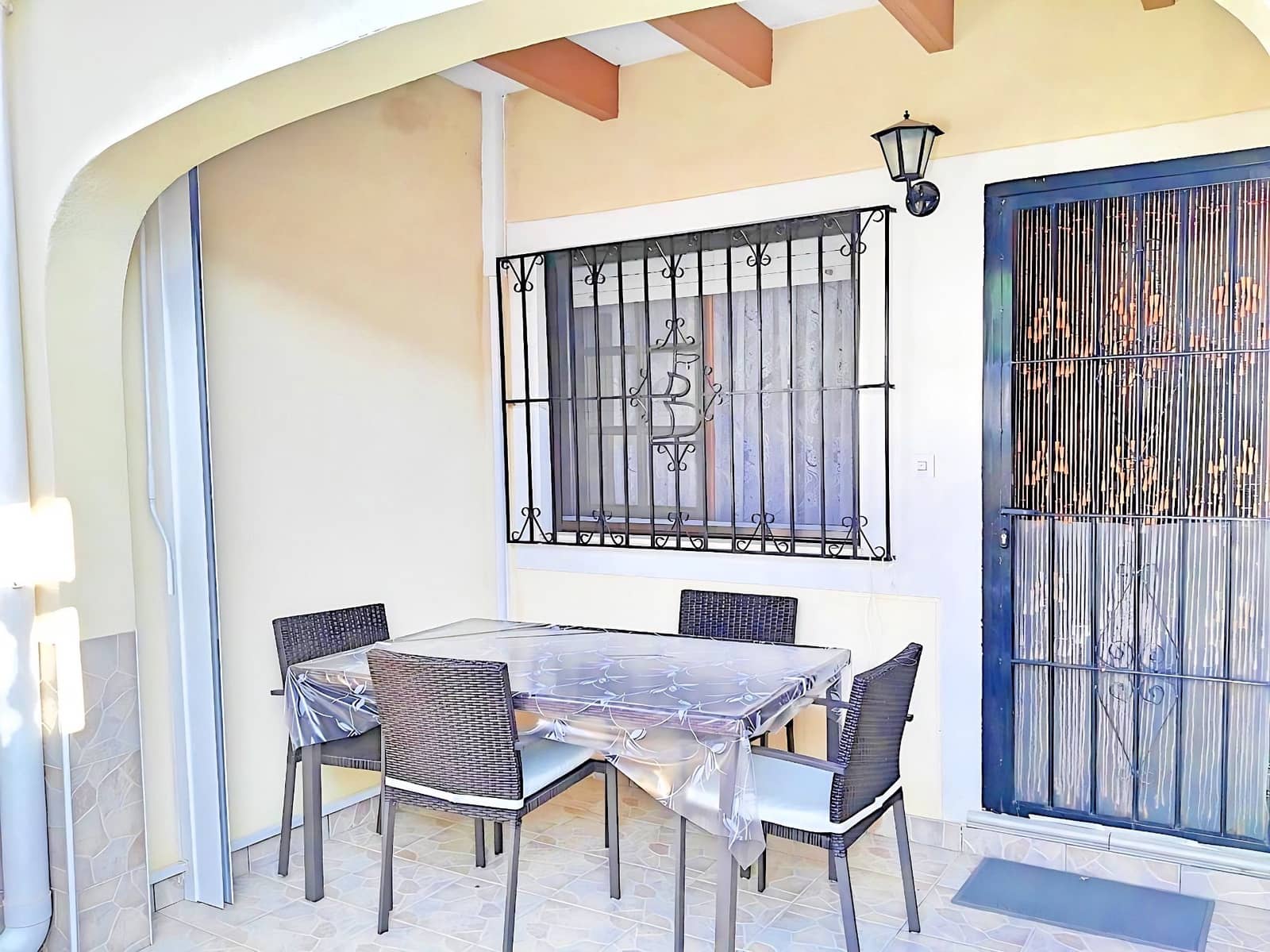 3 bedroom Villa for sale in Orihuela Costa with pool garage - € 160,000 (Ref: 8561142)