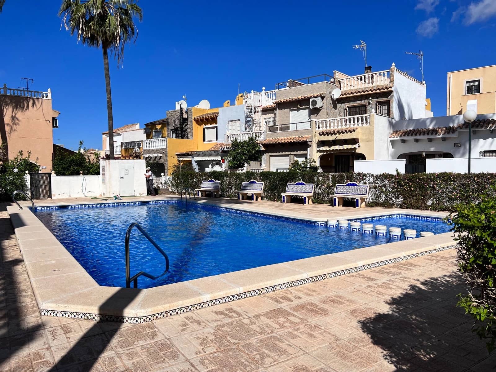3 bedroom Villa for sale in Orihuela Costa with pool garage - € 160,000 (Ref: 8561142)