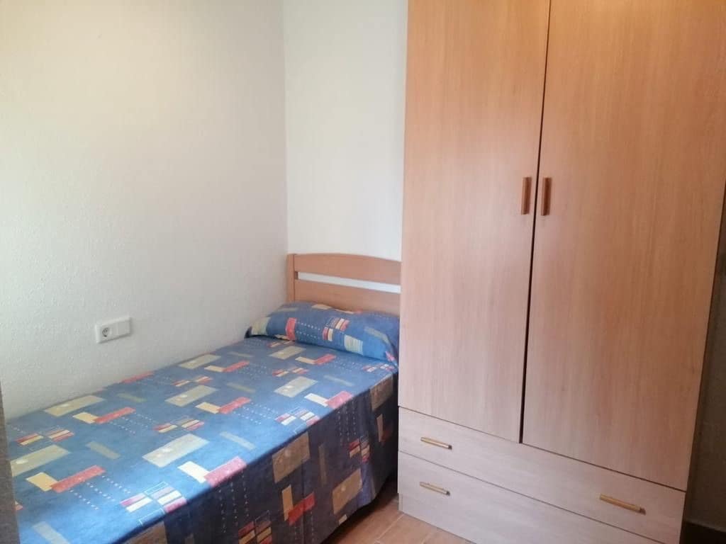 3 bedroom Villa for sale in Orihuela Costa with pool garage - € 160,000 (Ref: 8561142)