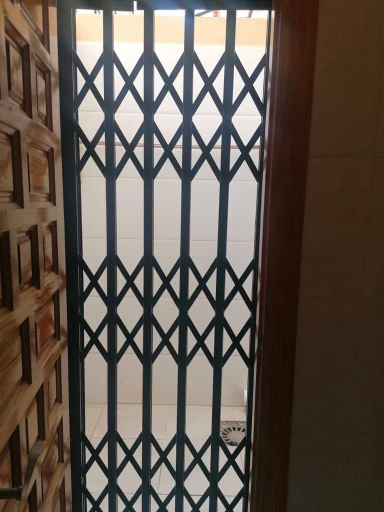 3 bedroom Villa for sale in Orihuela Costa with pool garage - € 160,000 (Ref: 8561142)