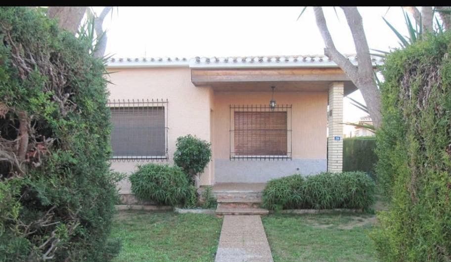 Chalet de 2 habitaciones en Campoamor en alquiler con piscina garaje - 700 € (Ref: 8578073)