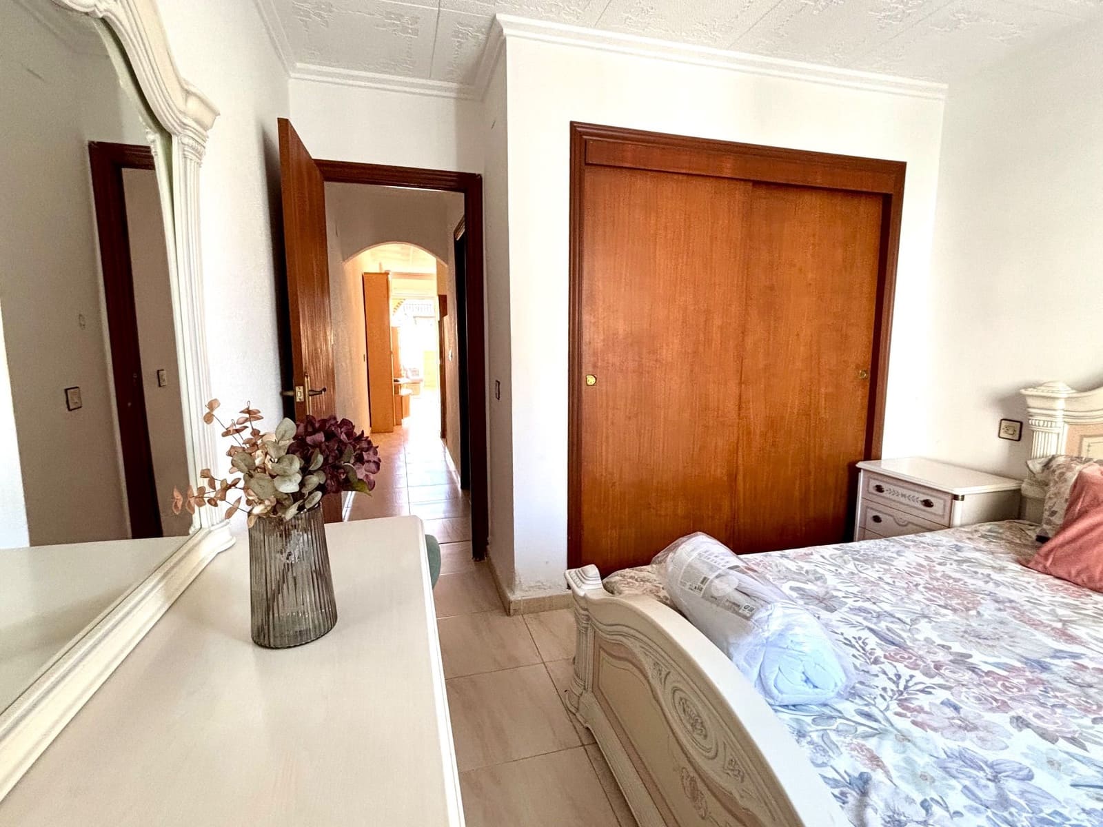 1 slaapkamer Bungalow te huur in Torrevieja - € 700 (Ref: 8827009)