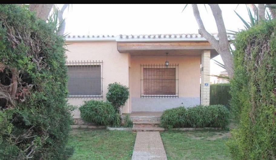 Villa/Maison de 2 chambres à louer à Campoamor avec piscine garage - 700 € (Ref: 8874098)