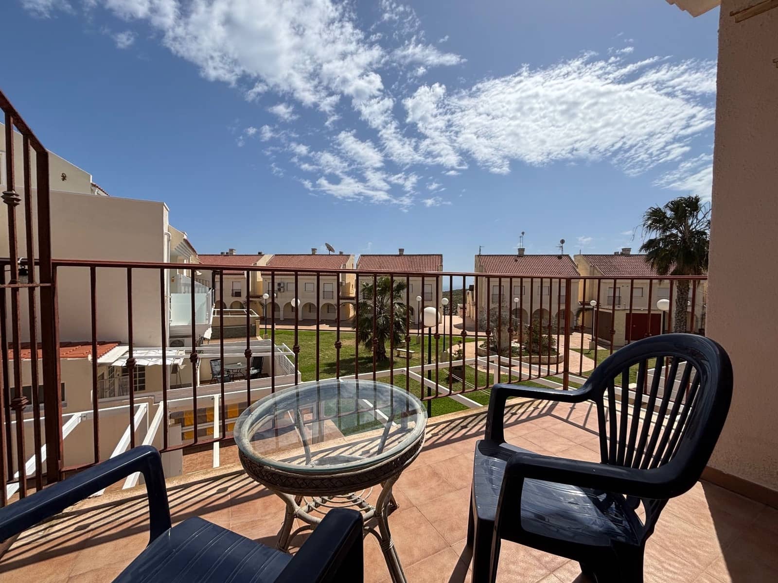 3 soveværelse Semi-Rækkehus til salg i Gran Alacant med swimmingpool - € 260.000 (Ref: 8914737)