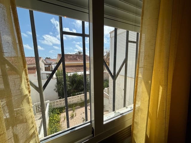 2 sypialnia Apartament do wynajęcia w Nueva Torrevieja, Torrevieja - 700 € (Ref: 8938395)
