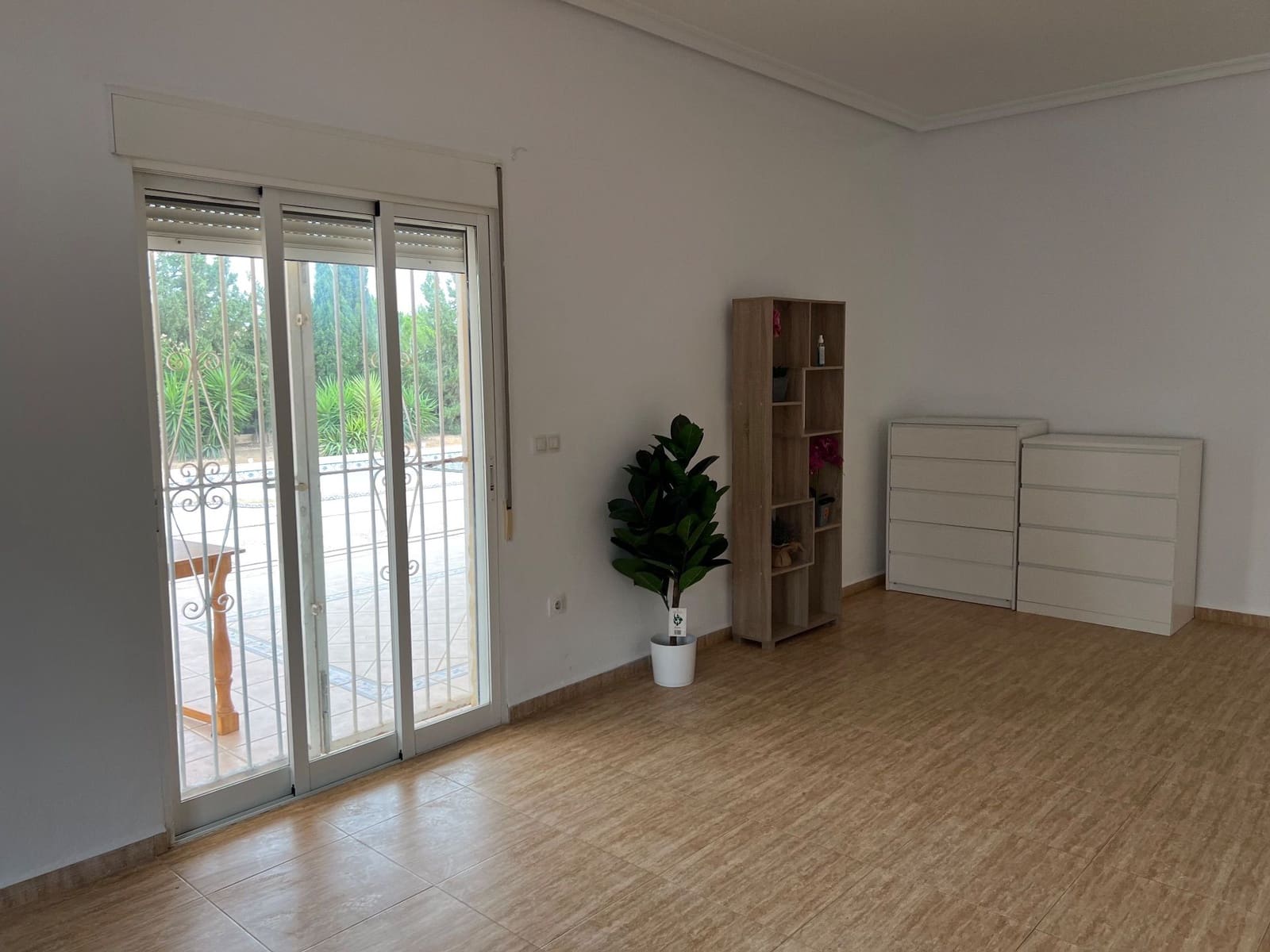 3 Zimmer Finca/Landgut zu vermieten in Crevillente / Crevillent mit Pool Garage - 1.600 € (Ref: 8954067)