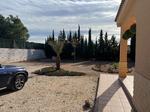 3 Zimmer Finca/Landgut zu vermieten in Crevillente / Crevillent mit Pool Garage - 1.600 € (Ref: 8954067)