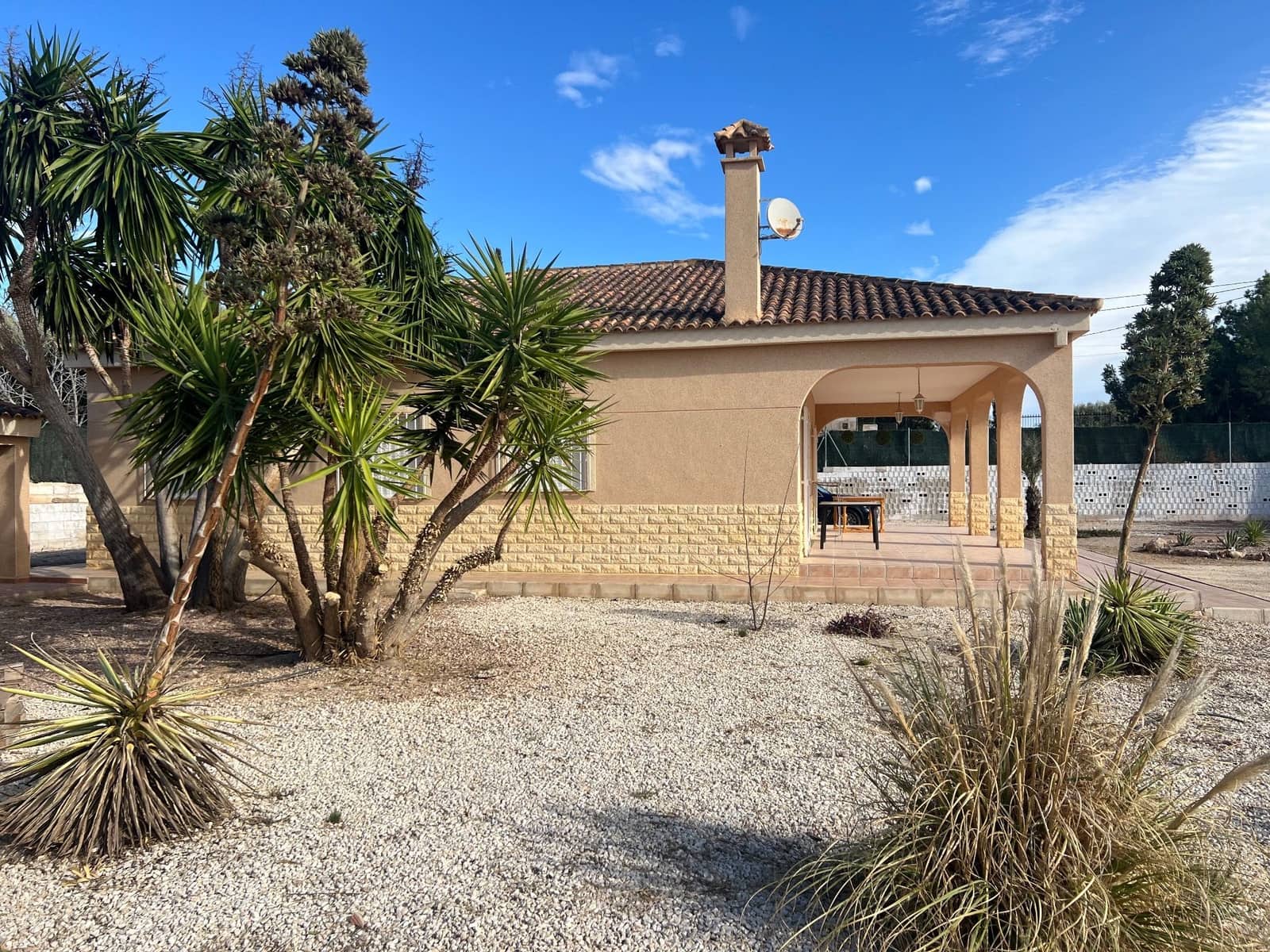 3 Zimmer Finca/Landgut zu vermieten in Crevillente / Crevillent mit Pool Garage - 1.600 € (Ref: 8954067)