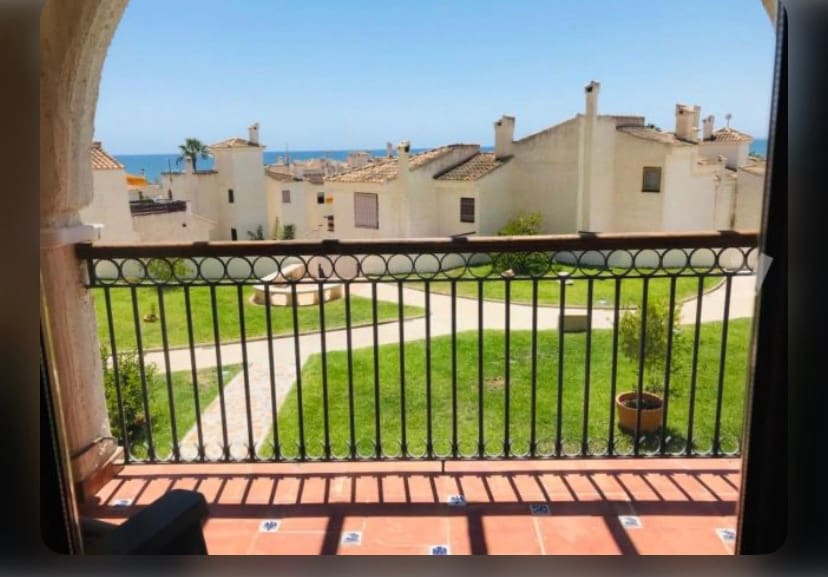 3 Zimmer Doppelhaus zu vermieten in Gran Alacant mit Pool Garage - 1.200 € (Ref: 8968014)