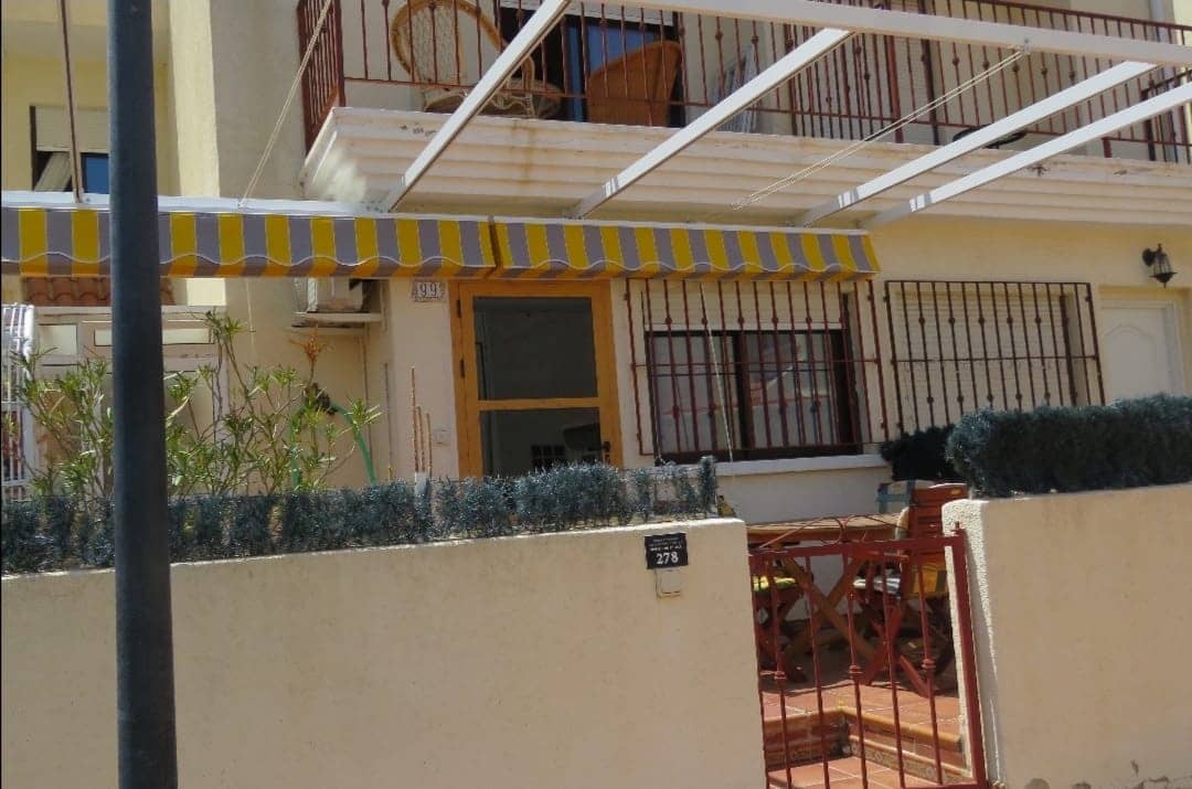 3 Zimmer Doppelhaus zu vermieten in Gran Alacant mit Pool Garage - 1.200 € (Ref: 8968014)