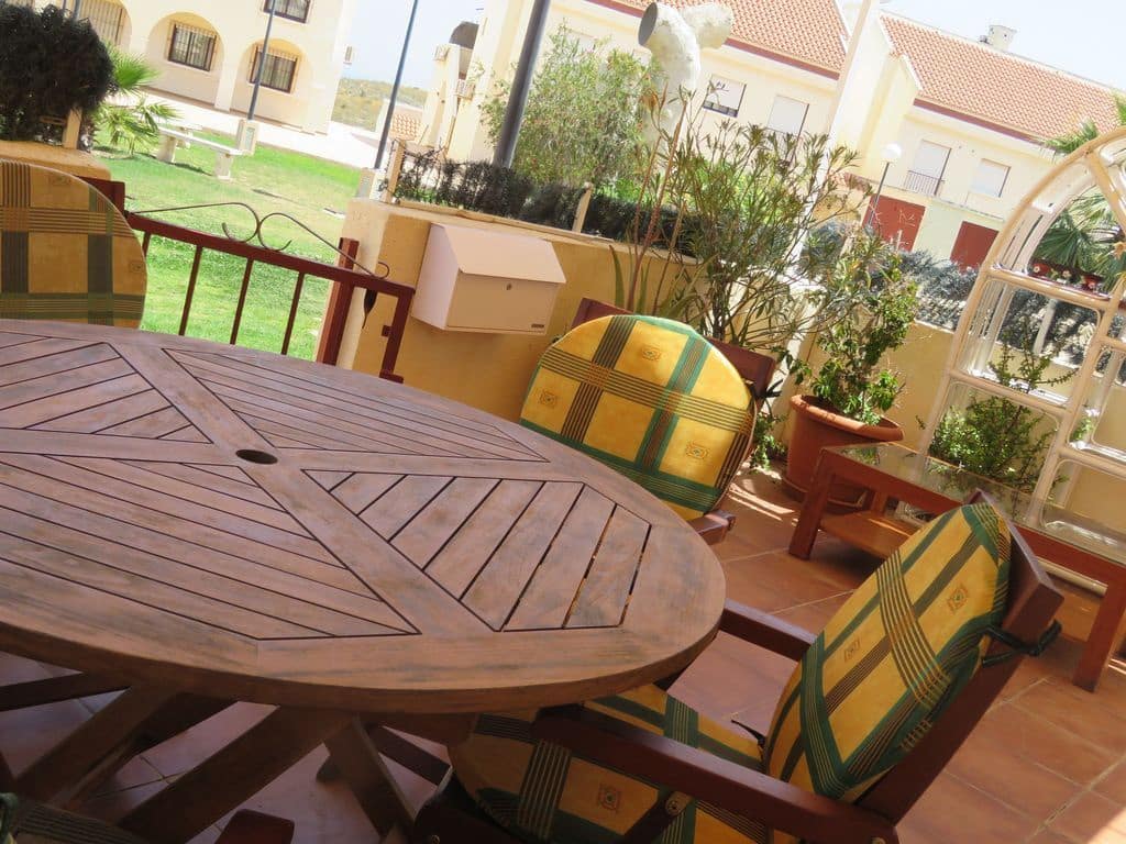 3 Zimmer Doppelhaus zu vermieten in Gran Alacant mit Pool Garage - 1.200 € (Ref: 8968014)
