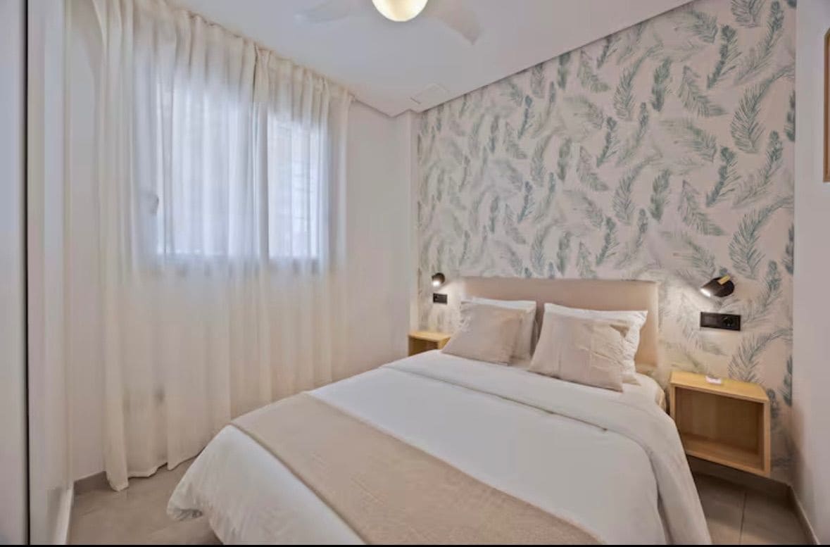 4 soveværelse Byhus til leje i Arenales del Sol med swimmingpool garage - € 2.500 (Ref: 8982132)