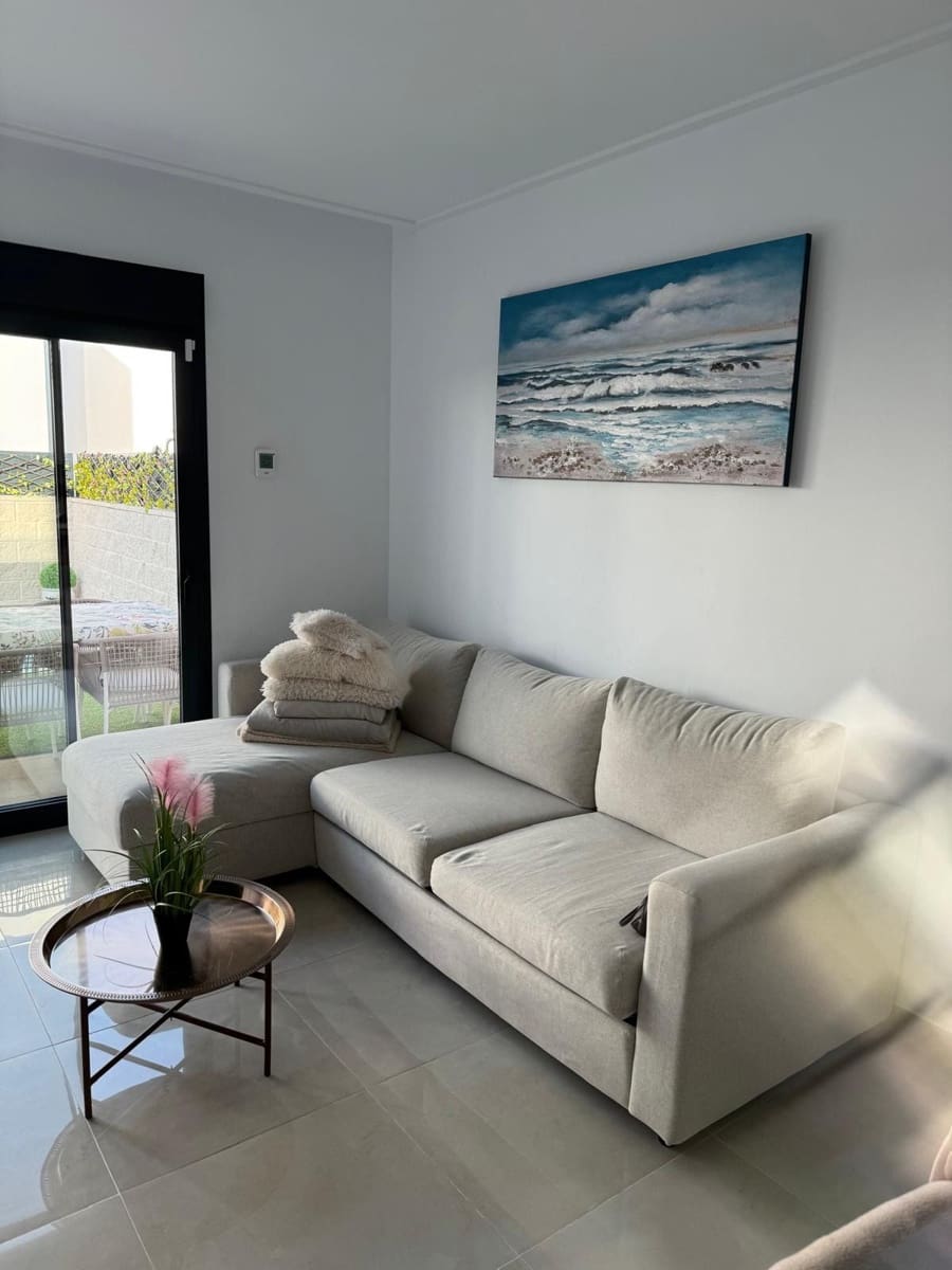 2 soverom Villa til leie i Benijofar med svømmebasseng garasje - € 2 100 (Ref: 9059001)