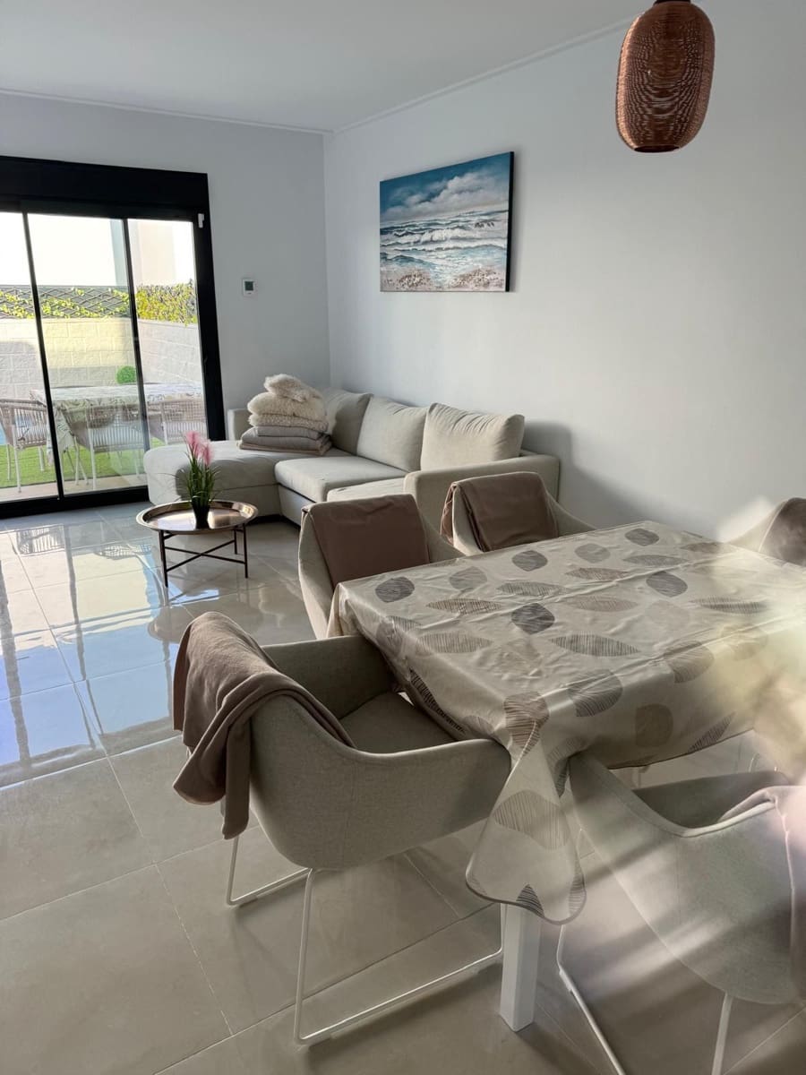 2 soverom Villa til leie i Benijofar med svømmebasseng garasje - € 2 100 (Ref: 9059001)