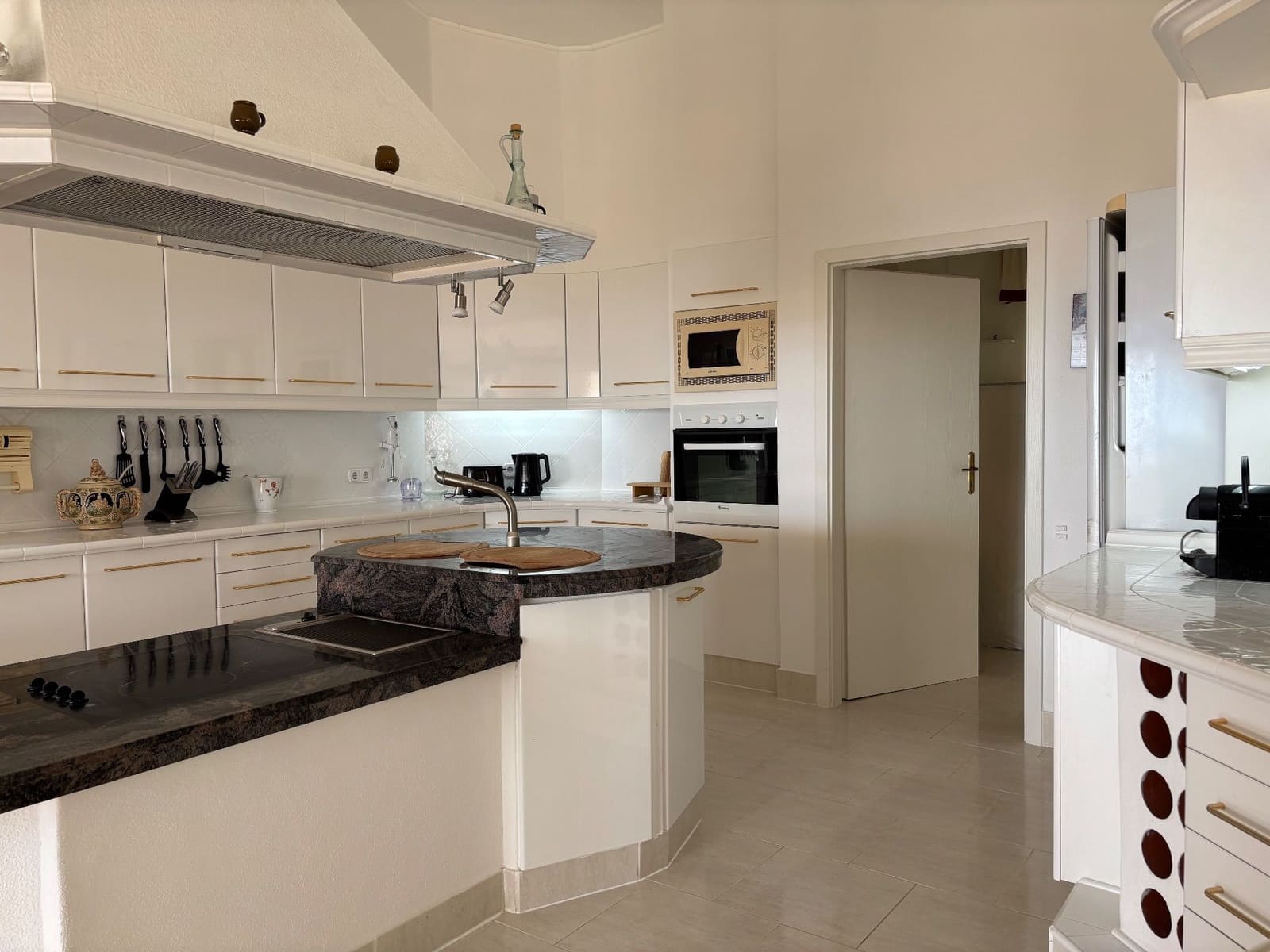 5 camera da letto Villa da affittare in Muchamiel / Mutxamel con piscina garage - 3.000 € (Rif: 9102729)