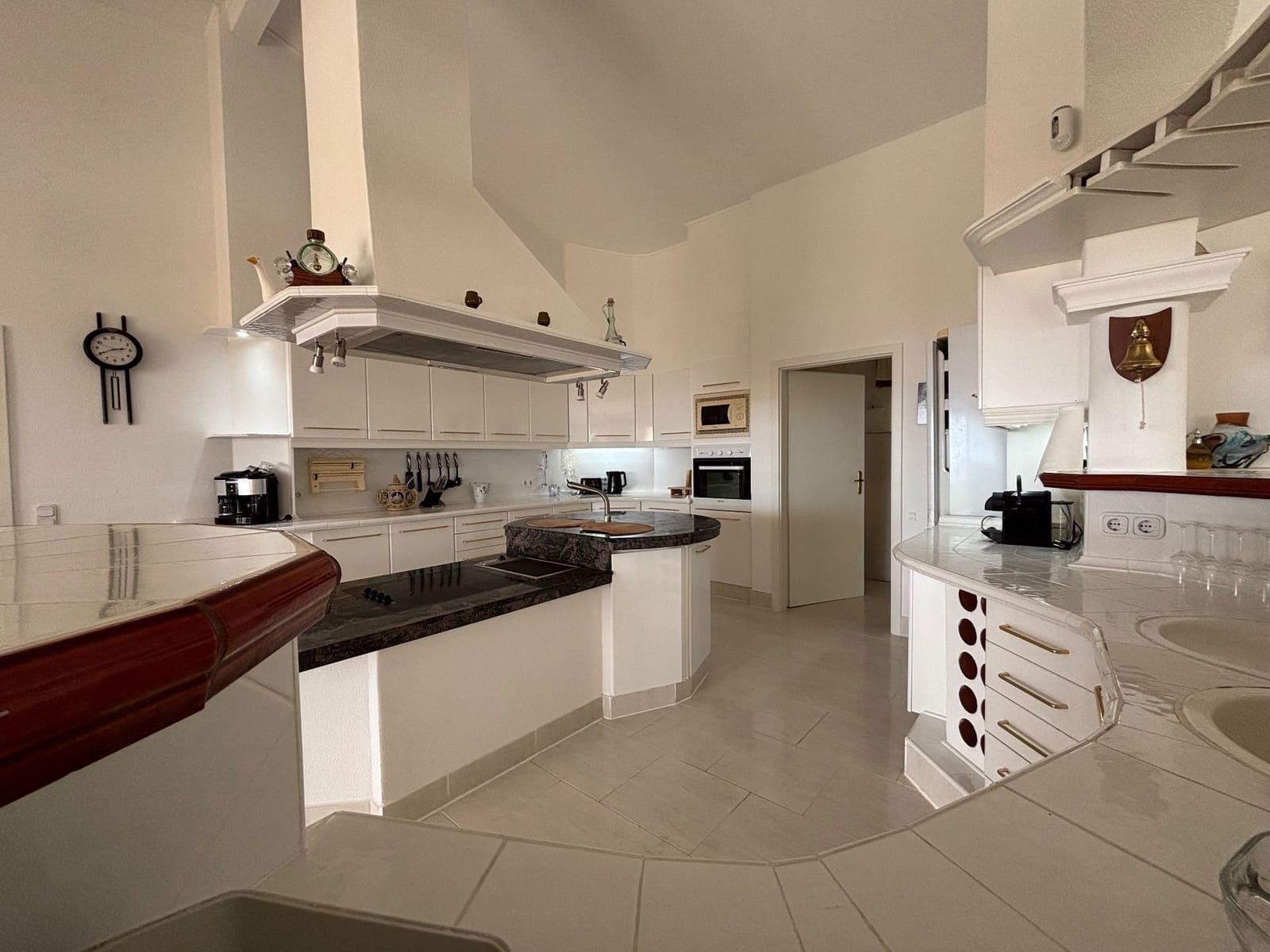 5 camera da letto Villa da affittare in Muchamiel / Mutxamel con piscina garage - 3.000 € (Rif: 9102729)