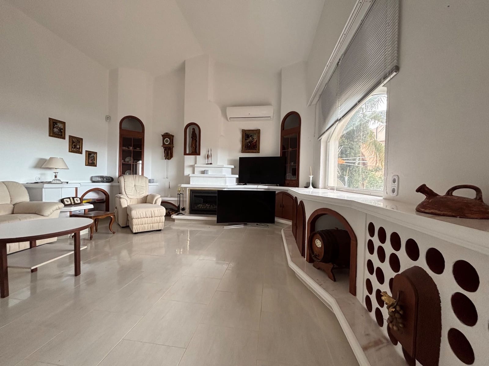 5 camera da letto Villa da affittare in Muchamiel / Mutxamel con piscina garage - 3.000 € (Rif: 9102729)