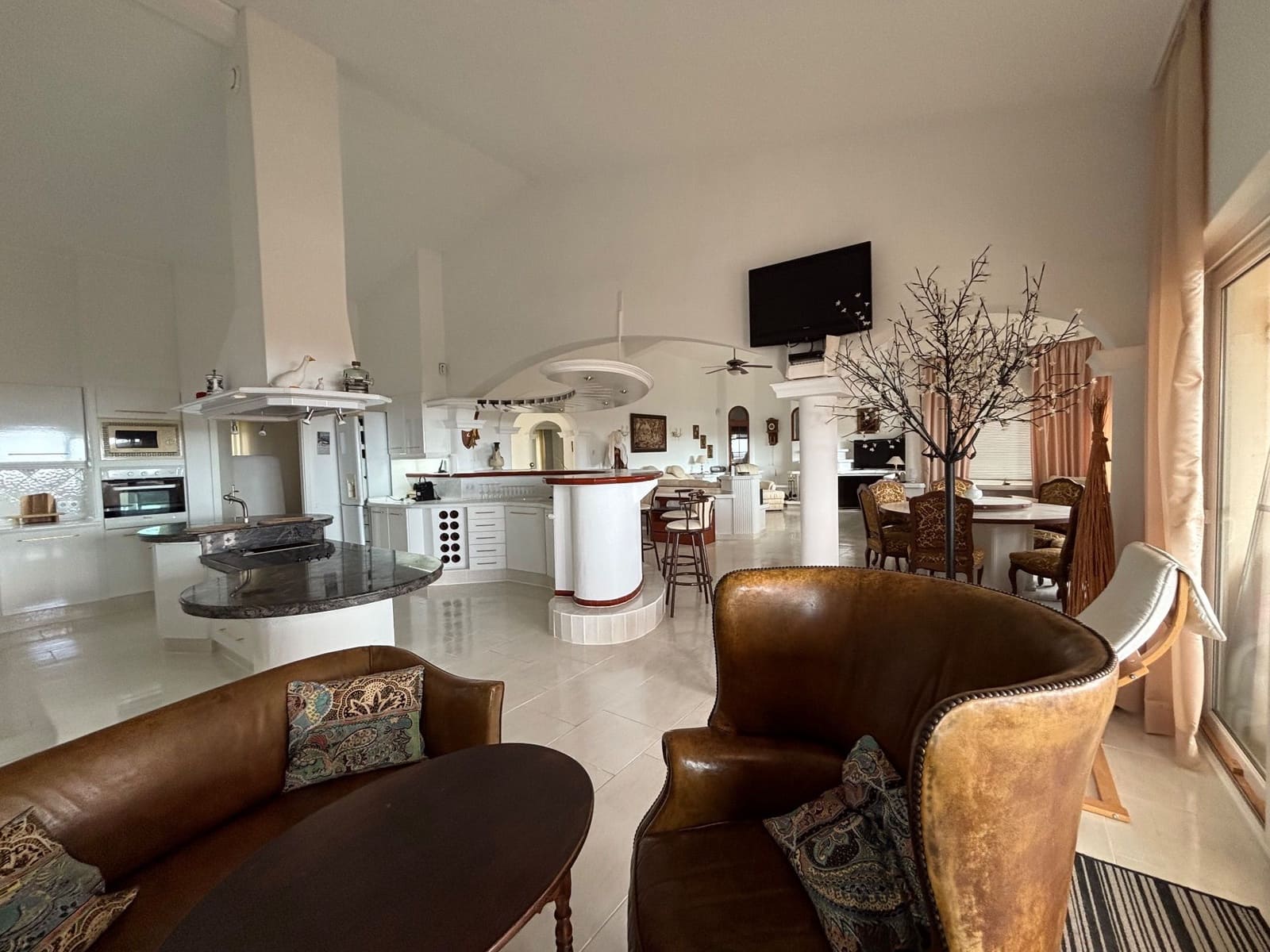 5 camera da letto Villa da affittare in Muchamiel / Mutxamel con piscina garage - 3.000 € (Rif: 9102729)