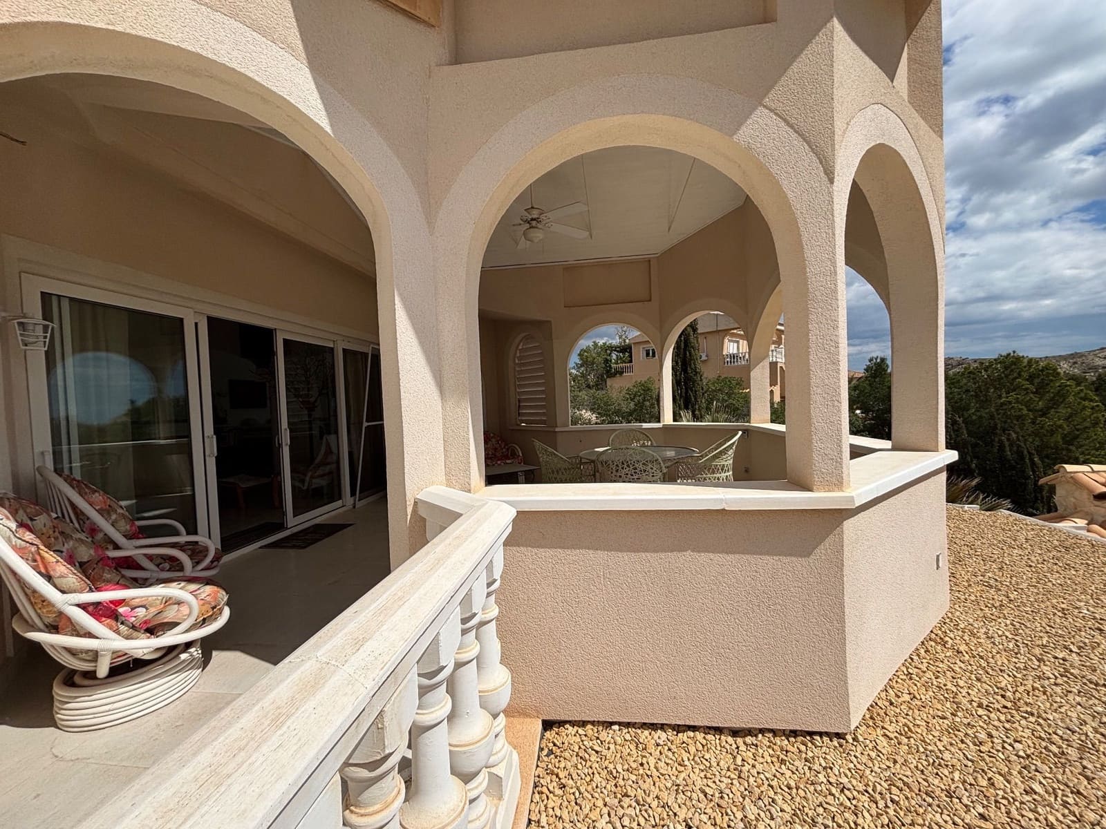 5 camera da letto Villa da affittare in Muchamiel / Mutxamel con piscina garage - 3.000 € (Rif: 9102729)