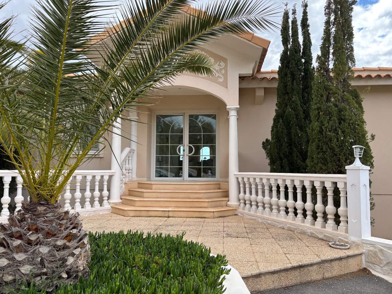5 camera da letto Villa da affittare in Muchamiel / Mutxamel con piscina garage - 3.000 € (Rif: 9102729)
