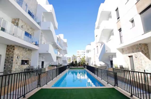 2 bedroom Townhouse for rent in Arenales del Sol, Elche / Elx with pool garage - € 1,450 (Ref: 9143420)