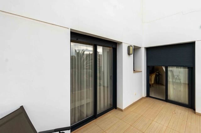 2 bedroom Townhouse for rent in Arenales del Sol, Elche / Elx with pool garage - € 1,450 (Ref: 9143420)