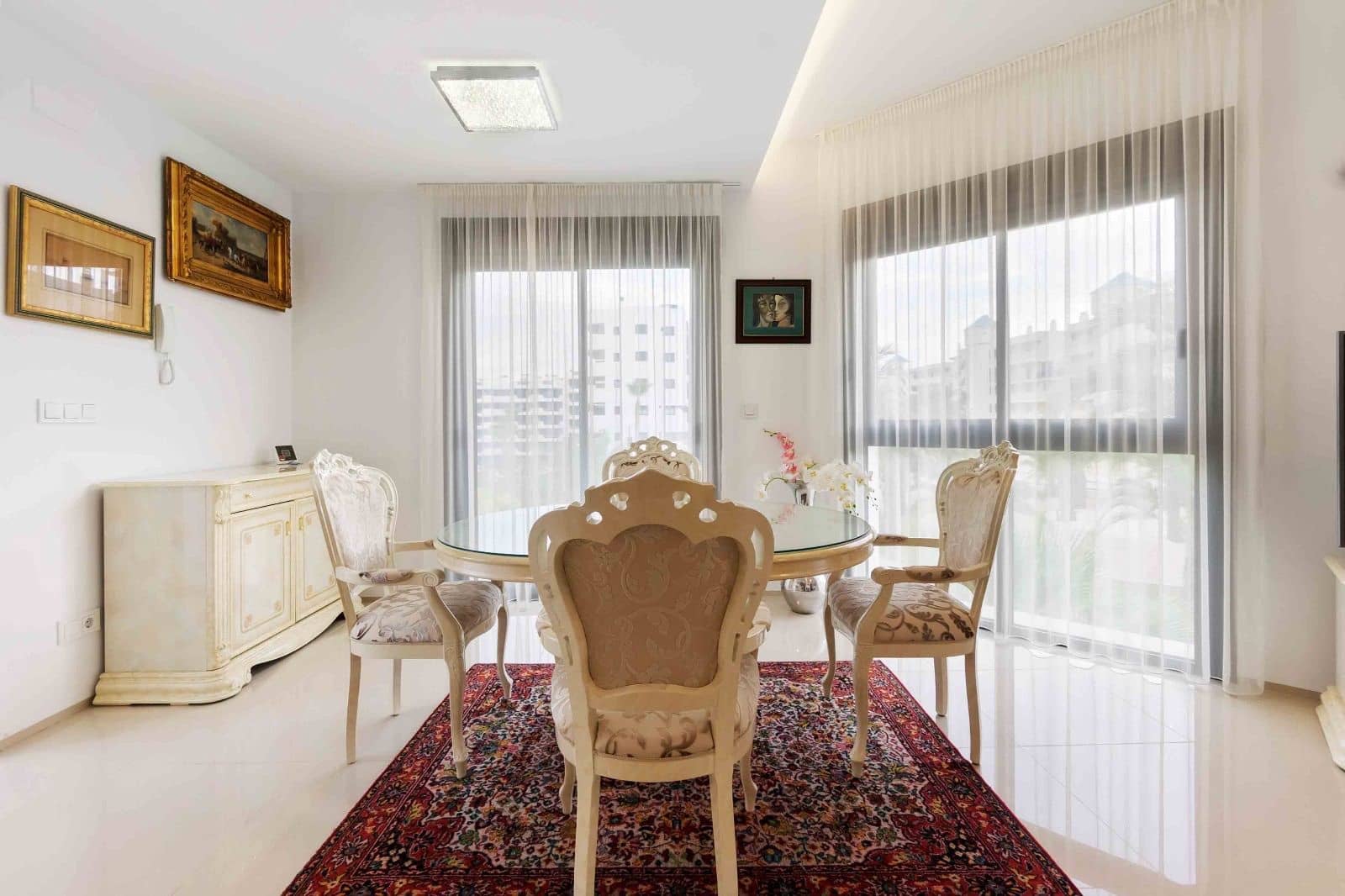 2 bedroom Townhouse for rent in Arenales del Sol with pool garage - € 1,450 (Ref: 9143420)