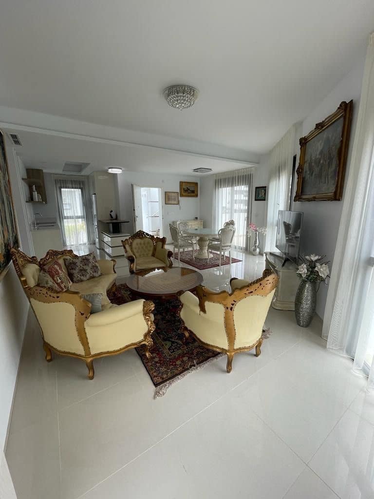 2 bedroom Townhouse for rent in Arenales del Sol with pool garage - € 1,450 (Ref: 9143420)