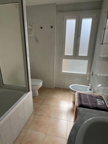 3 bedroom Apartment for rent in Arenales del Sol, Elche / Elx with pool garage - € 1,050 (Ref: 9186669)