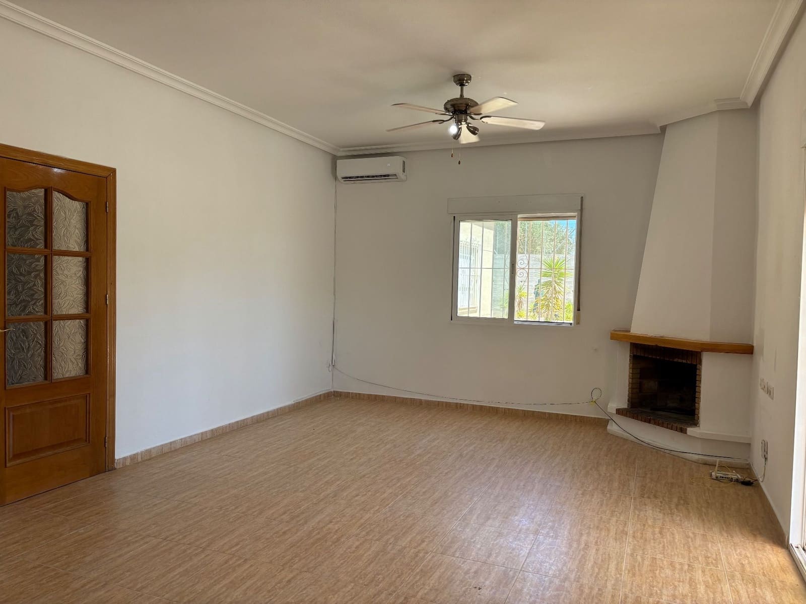 Finca/Maison de Campagne de 5 chambres à louer à Crevillente / Crevillent avec piscine garage - 1 700 € (Ref: 9204256)