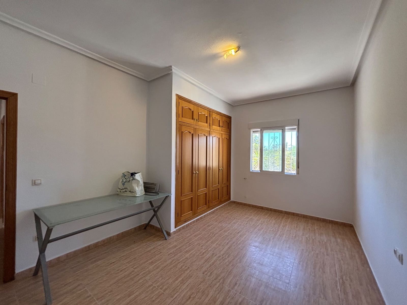 Finca/Maison de Campagne de 5 chambres à louer à Crevillente / Crevillent avec piscine garage - 1 700 € (Ref: 9204256)