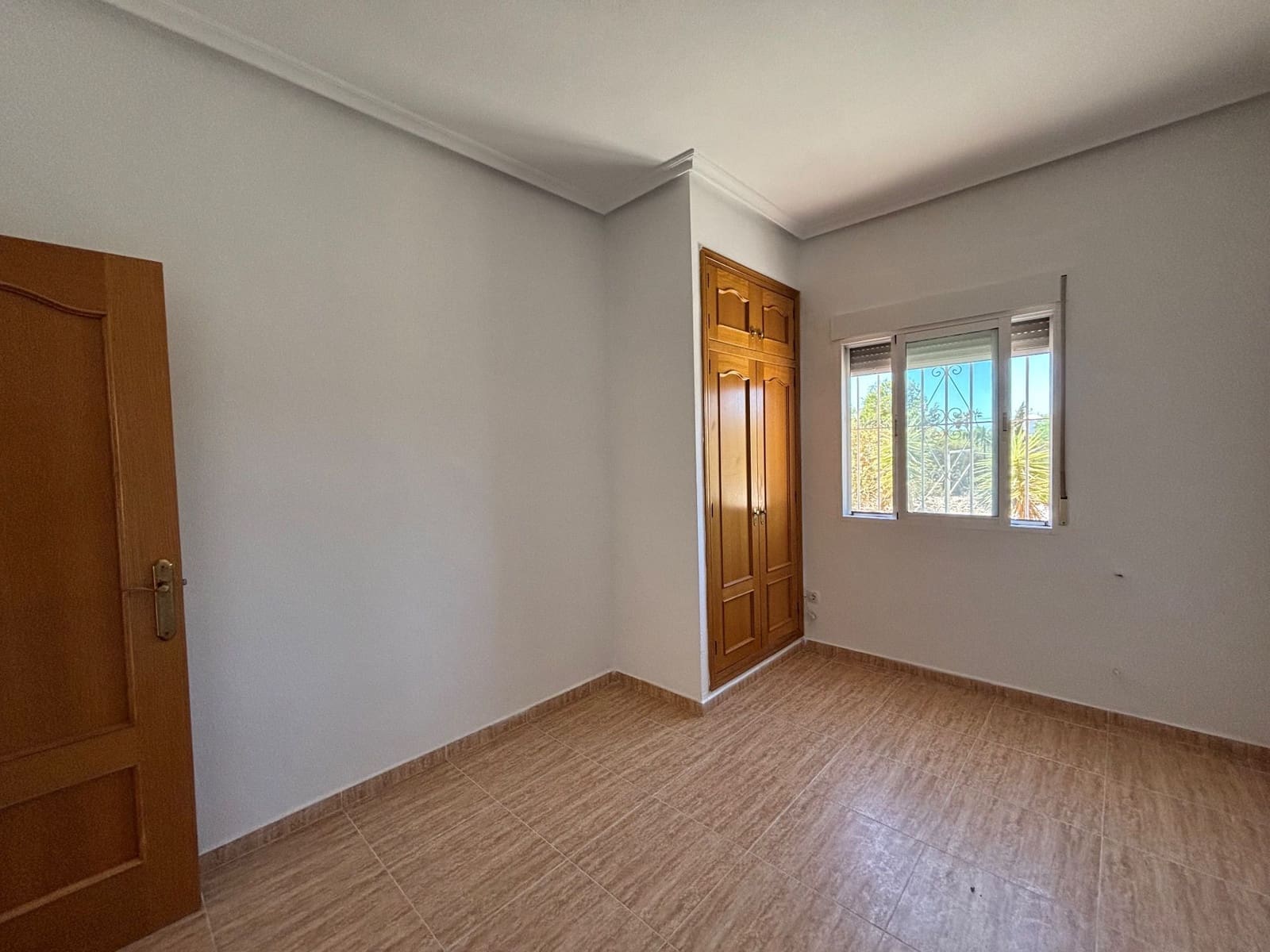 Finca/Maison de Campagne de 5 chambres à louer à Crevillente / Crevillent avec piscine garage - 1 700 € (Ref: 9204256)