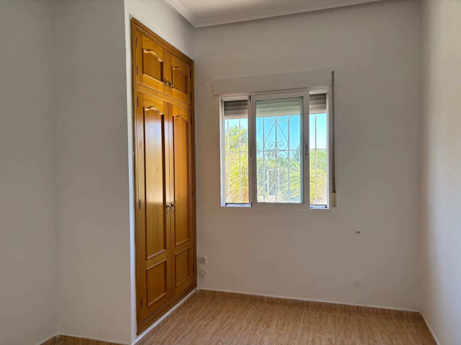 Finca/Maison de Campagne de 5 chambres à louer à Crevillente / Crevillent avec piscine garage - 1 700 € (Ref: 9204256)