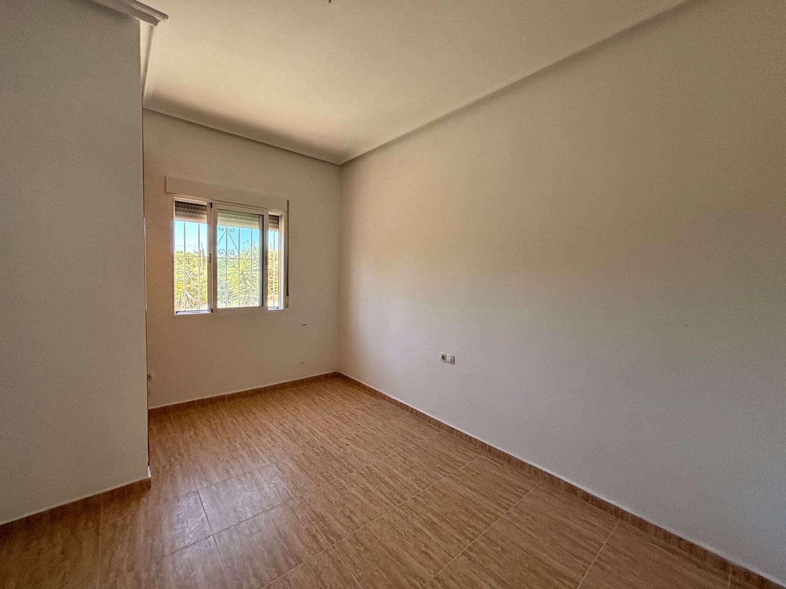 Finca/Maison de Campagne de 5 chambres à louer à Crevillente / Crevillent avec piscine garage - 1 700 € (Ref: 9204256)