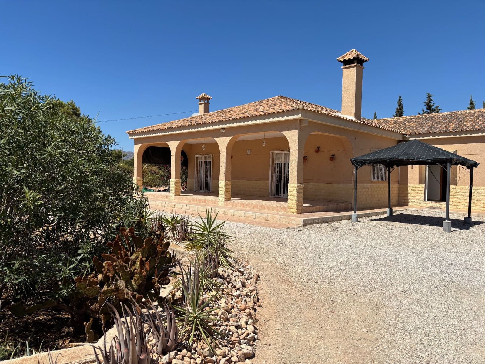 Finca/Maison de Campagne de 5 chambres à louer à Crevillente / Crevillent avec piscine garage - 1 700 € (Ref: 9204256)