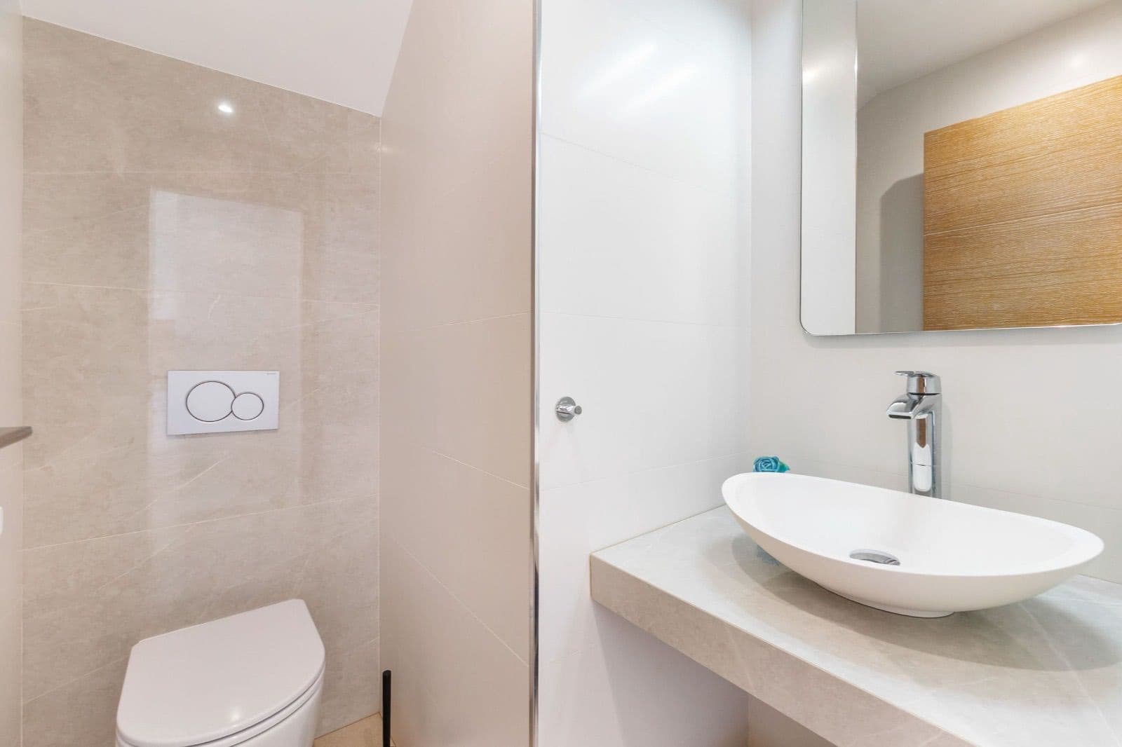 4 quarto Moradia para arrendar em Guardamar del Segura com piscina garagem - 2 650 € (Ref: 9208106)