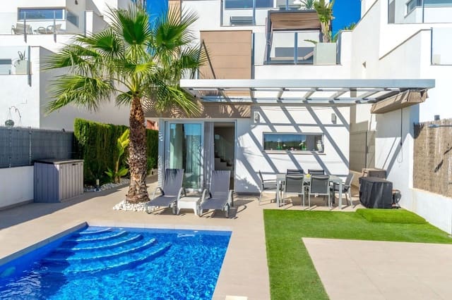 4 sypialnia Willa do wynajęcia w Guardamar del Segura z basenem garażem - 2 650 € (Ref: 9208106)