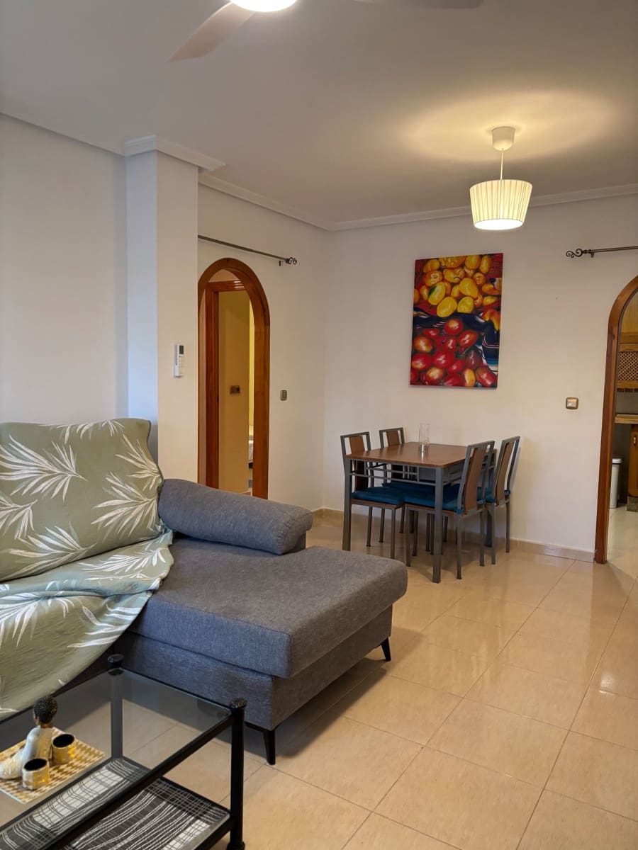 2 sypialnia Apartament do wynajęcia w Orihuela Costa z basenem - 850 € (Ref: 9230329)